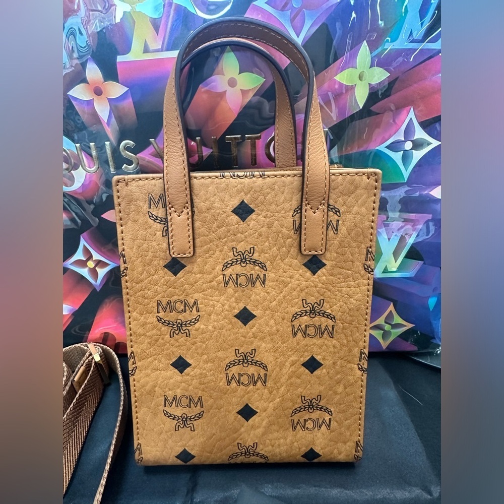 MCM Klassik Visetos XMini Crossbody Bag Cognac NWT - Picture 7 of 15